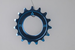 Raketa Titanium Track Cog